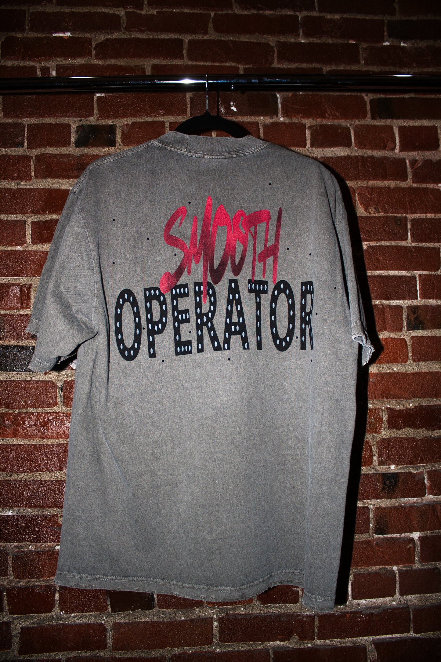 SATORI SADE TEE (CEMENT)